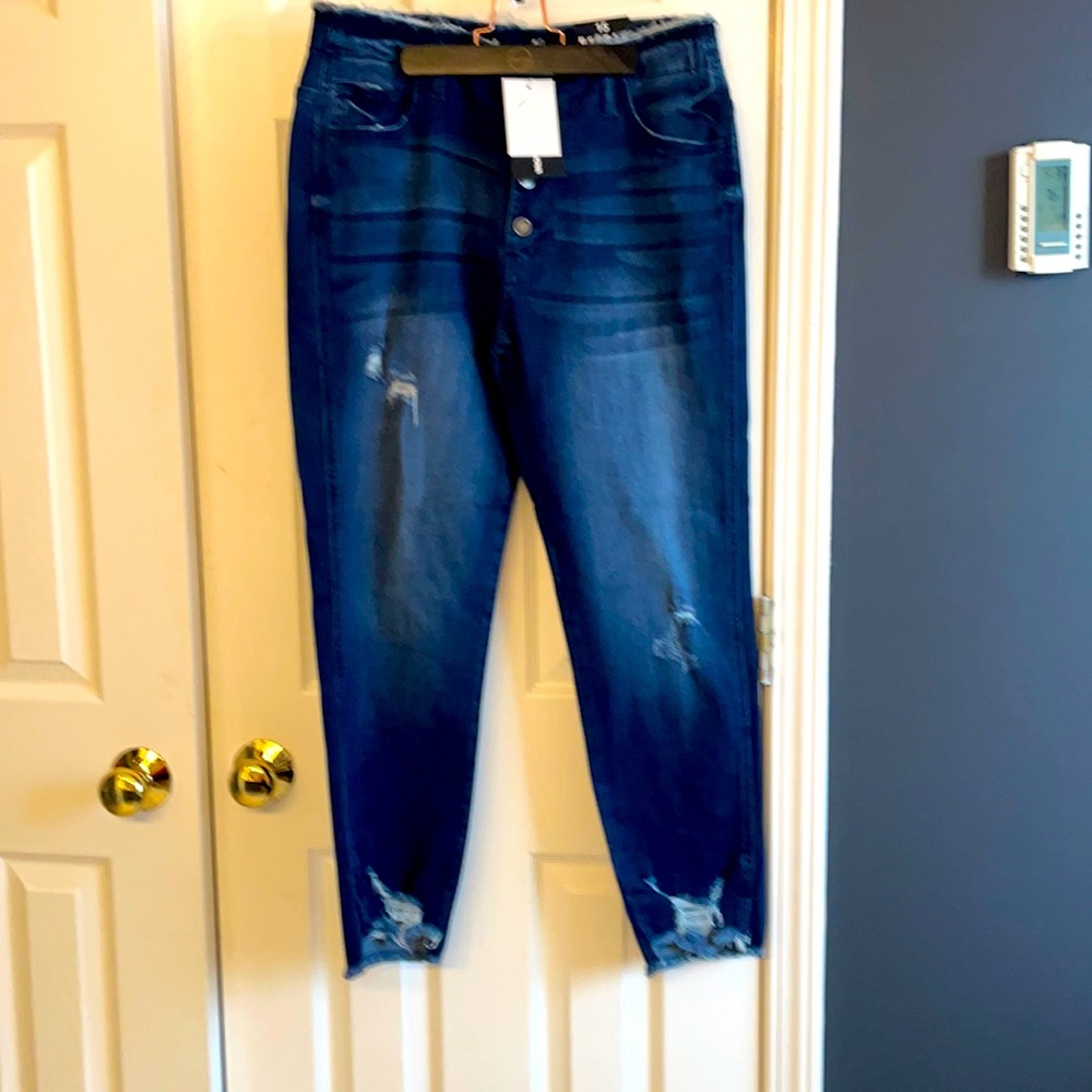 Fashion Nova distressed ankle jeans